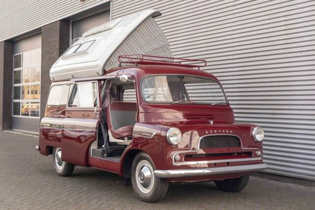Image 1/7 of Bedford CA Dormobile (1961)