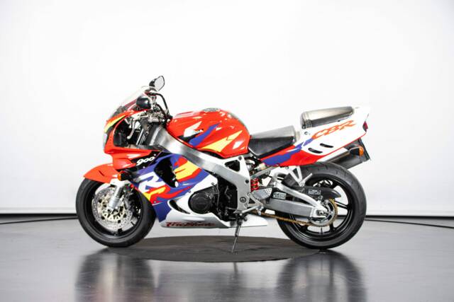 Afbeelding 1/50 van Honda CBR 900RR Fireblade (1996)