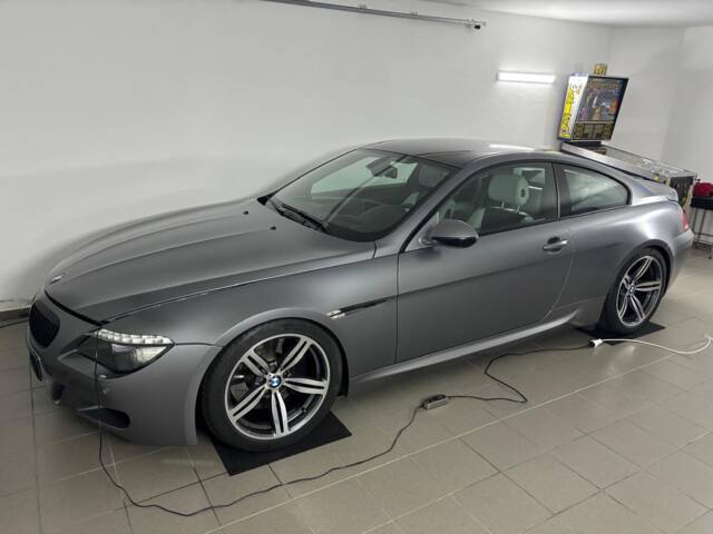 Image 1/14 of BMW M6 (2010)