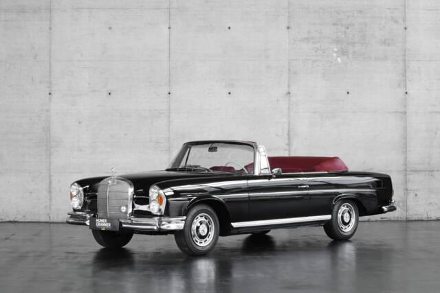 Image 1/50 of Mercedes-Benz 220 SE b (1962)