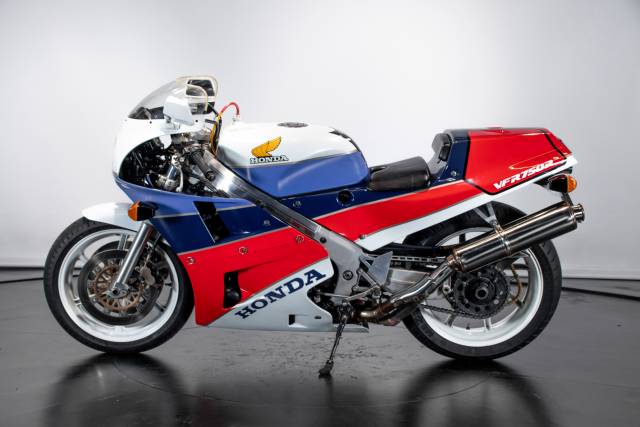 Image 1/47 of Honda DUMMY (1988)