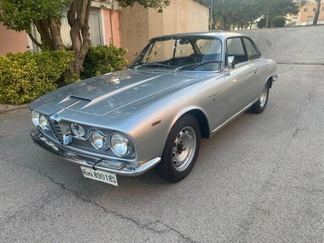 Bild 1/7 von Alfa Romeo 2600 Sprint (1966)