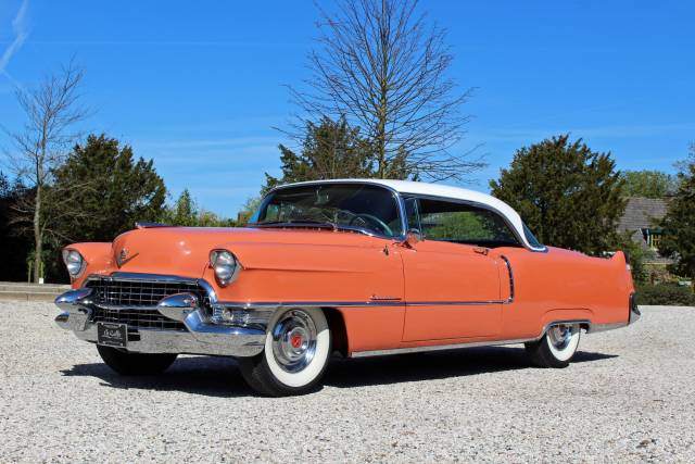 Afbeelding 1/35 van Cadillac 62 Coupe DeVille (1955)