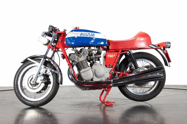 Image 1/17 of MV Agusta DUMMY (1972)