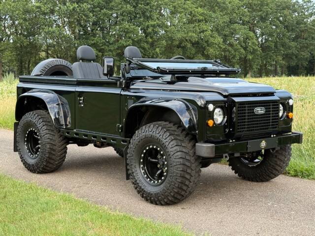 Bild 1/27 von Land Rover Defender 90 Td5 (1999)