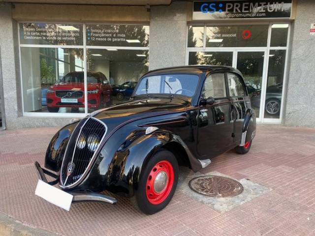 Image 1/9 of Peugeot 202 (1940)