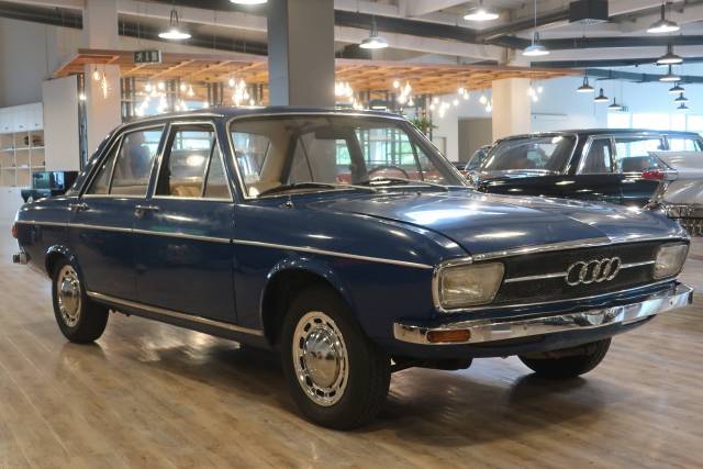 Image 1/33 of Audi 100 (L) (1972)