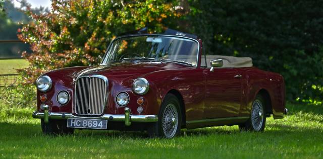 Image 1/50 of Alvis TD 21 (1962)