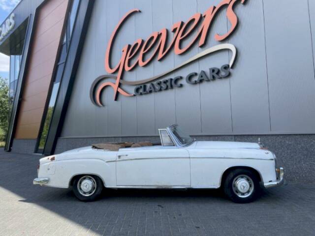 Bild 1/36 von Mercedes-Benz 220 SE Cabriolet (1960)