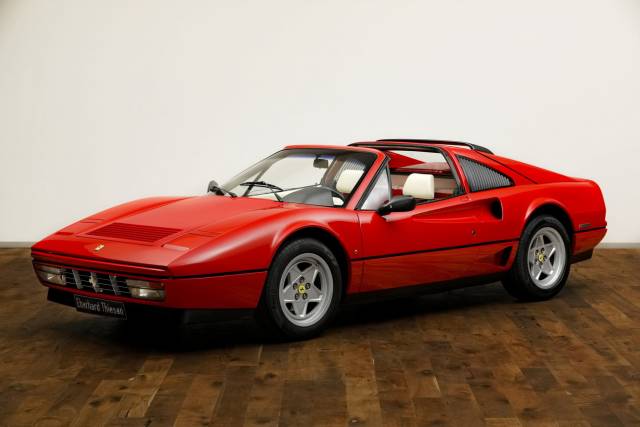 Afbeelding 1/21 van Ferrari 208 GTS Turbo (1987)