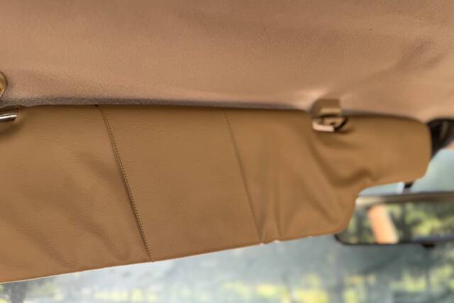 Image 1/41 de Jaguar XJ 12 (1990)