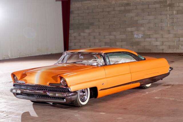 Image 1/34 of Lincoln Premiere Hardtop Coupé (1956)