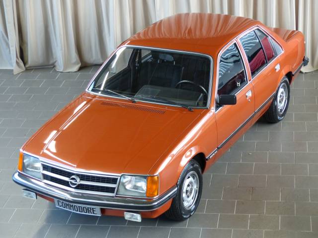 Bild 1/19 von Opel Commodore 2,5 S (1979)