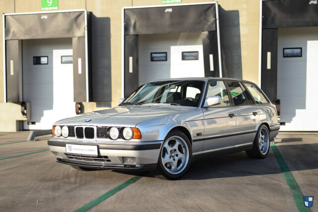 Immagine 1/72 di BMW M5 Touring (1992)