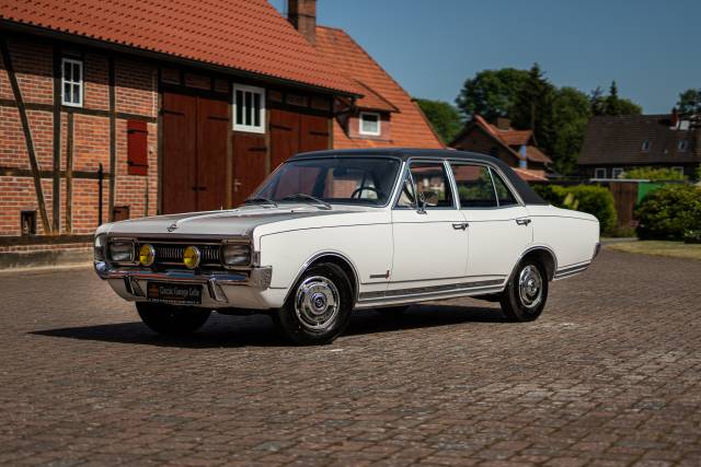 Bild 1/48 von Opel Commodore 2,5 S (1969)