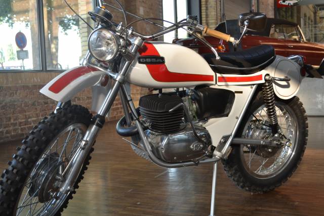 Image 1/29 de Ossa DUMMY (1974)