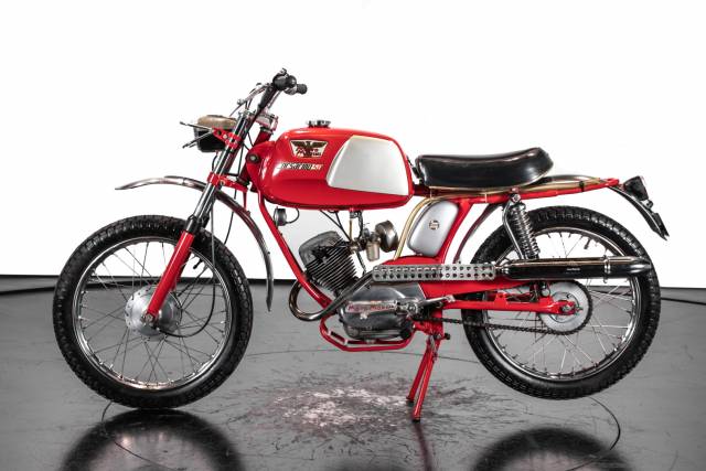 Immagine 1/32 di Moto Morini DUMMY (1969)