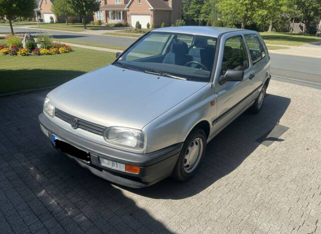 Immagine 1/6 di Volkswagen Golf III 1.4 (1992)