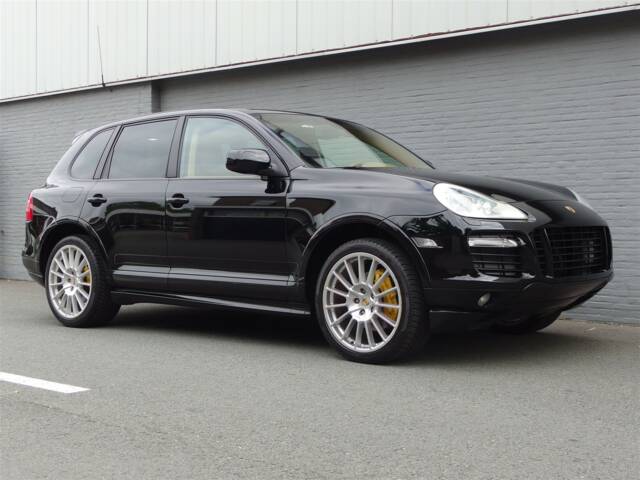 Image 1/98 of Porsche Cayenne GTS (2008)