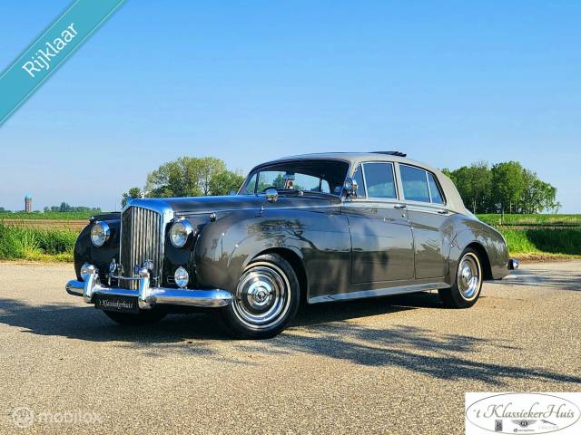 Image 1/50 of Bentley S 1 (1956)
