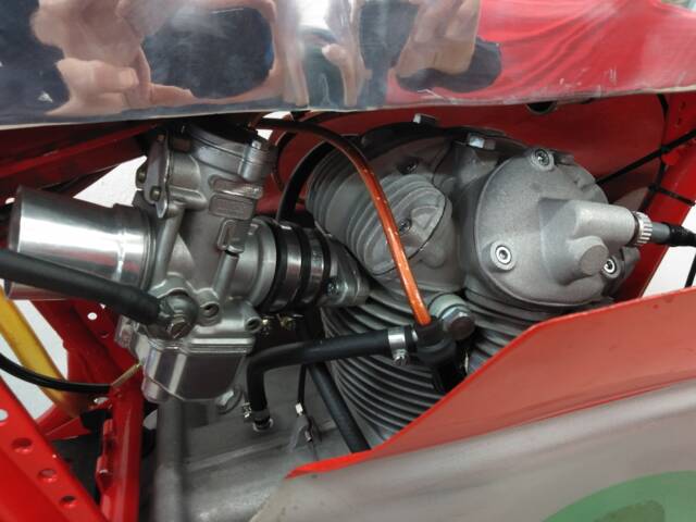 Image 1/5 de Ducati DUMMY (1975)