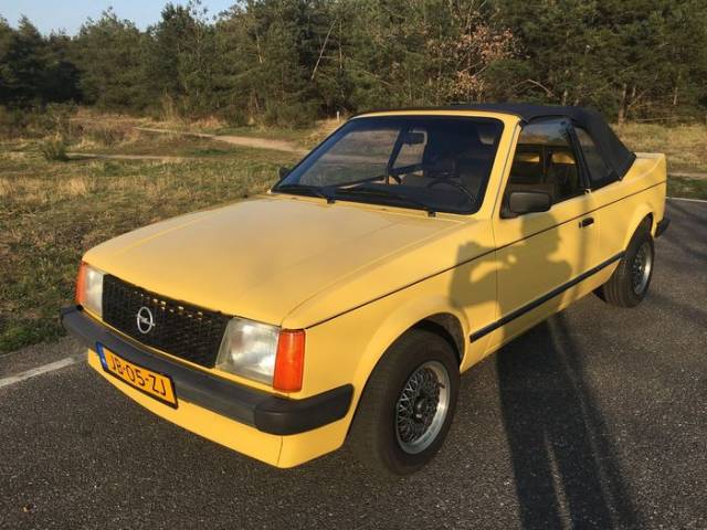Image 1/9 of Opel Kadett 1,3S Bieber (1982)