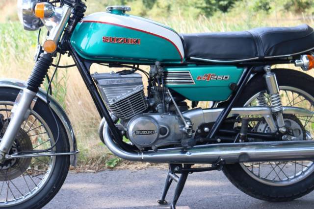 Bild 1/26 von Suzuki DUMMY (1974)