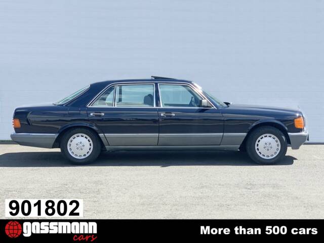 Image 1/15 of Mercedes-Benz 560 SEL (1986)