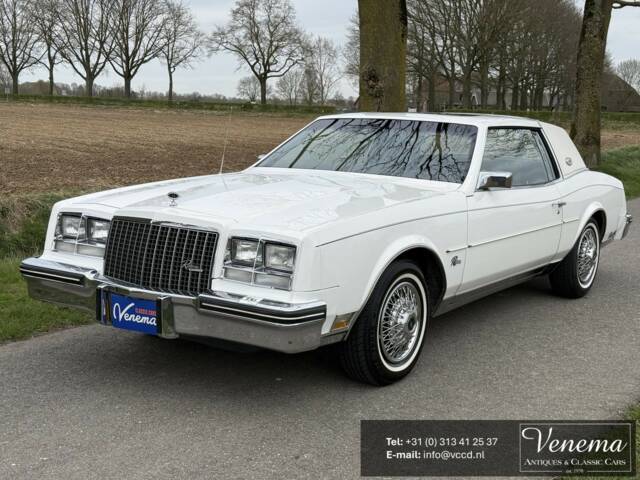 Imagen 1/26 de Buick Riviera Coupe (1983)
