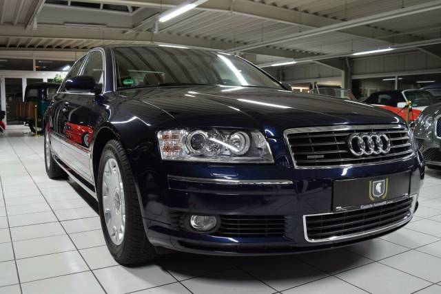 Immagine 1/15 di Audi A8 4.2 quattro (2003)