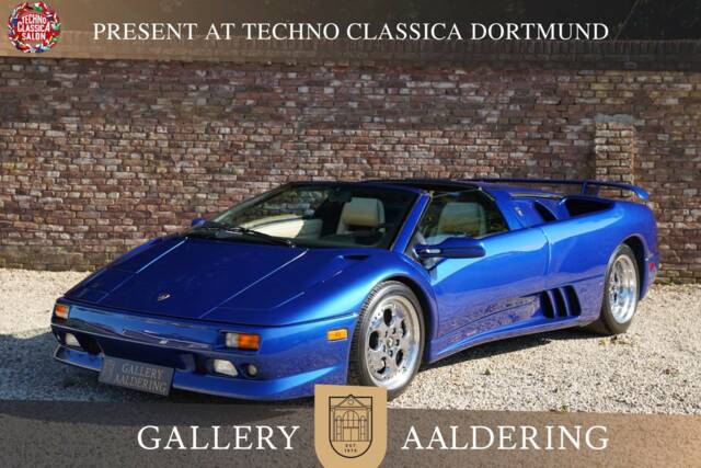 Immagine 1/50 di Lamborghini Diablo VT Roadster (1996)