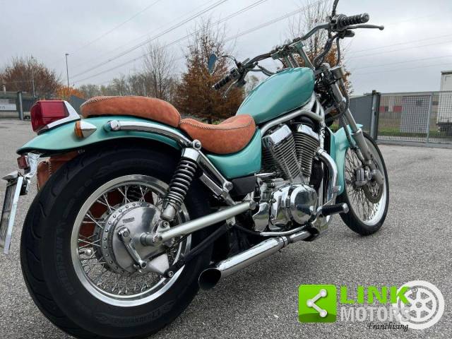 Image 1/10 de Suzuki VS 750 Intruder (1990)