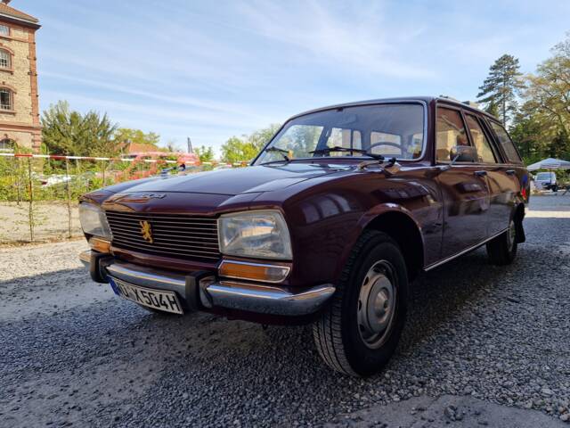 Image 1/6 of Peugeot 504 Break (1972)