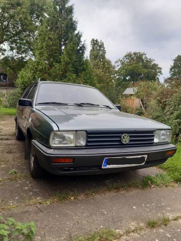 Bild 1/4 von Volkswagen Passat Variant 1.8 (1986)