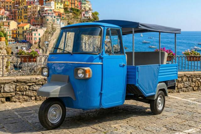 Bild 1/29 von Piaggio Vespa APE 600 MP (1976)
