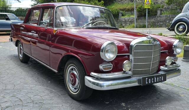 Image 1/21 of Mercedes-Benz 200 D (1968)