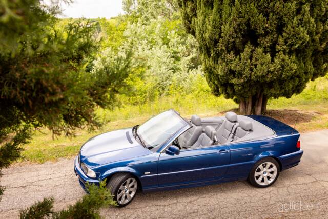 Image 1/56 of BMW 323Ci (2000)