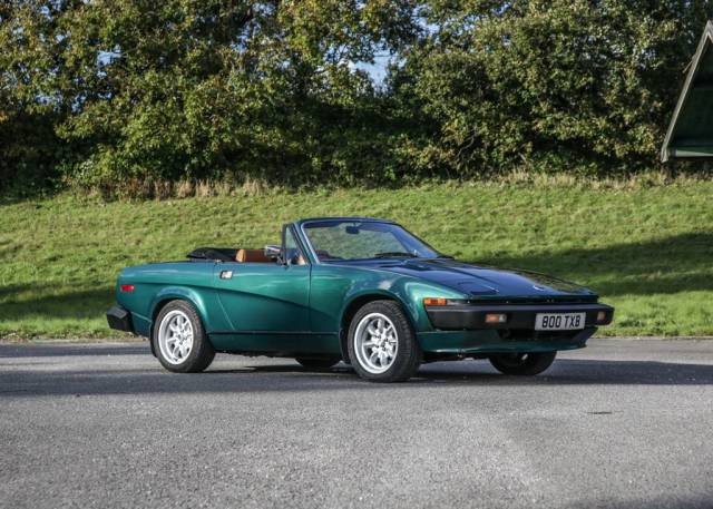 Image 1/14 de Triumph TR 8 (1981)