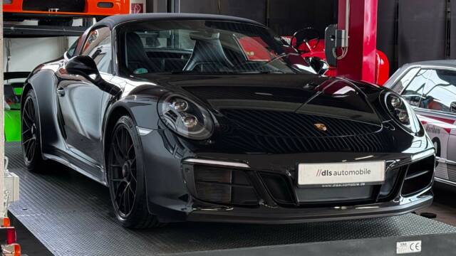 Afbeelding 1/19 van Porsche 911 Targa 4 GTS (1900)