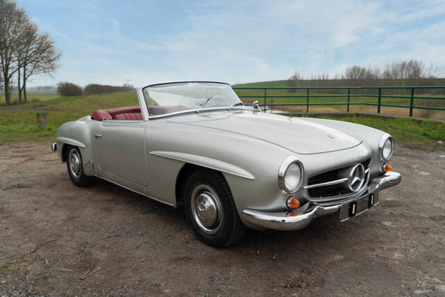 Image 1/6 of Mercedes-Benz 190 SL (1960)