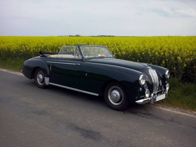 Image 1/50 de Lagonda 3 Litre MK I (1954)