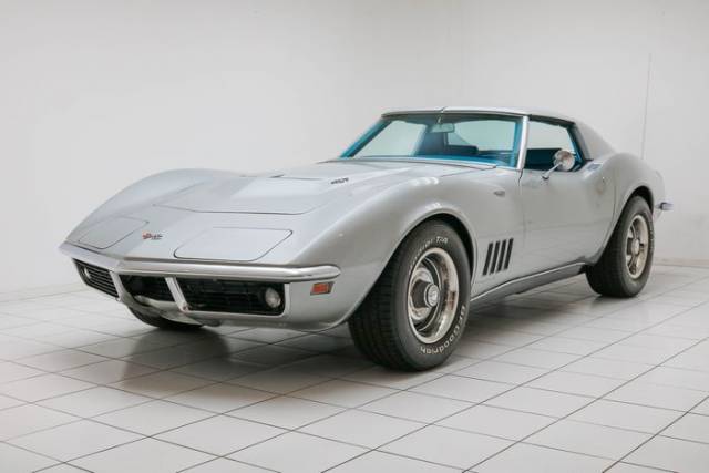 Image 1/9 of Chevrolet Corvette Stingray (1969)
