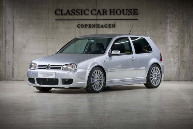Bild 1/100 von Volkswagen Golf IV 3.2 R32 (2002)