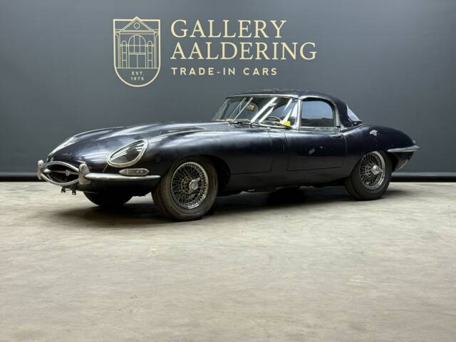 Immagine 1/50 di Jaguar E-Type 3.8 (1963)