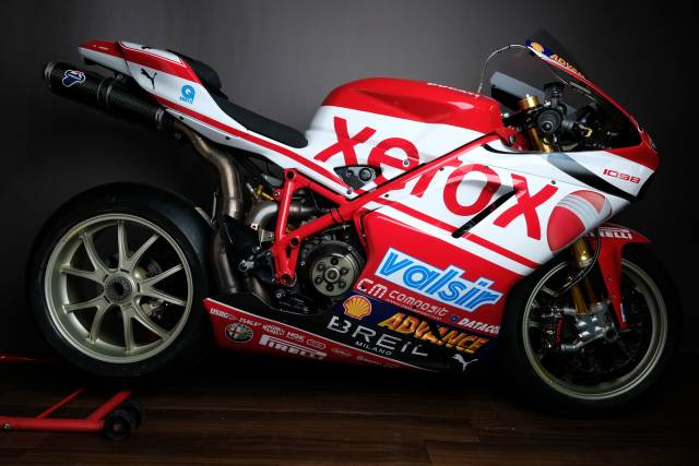 Afbeelding 1/10 van Ducati DUMMY (2008)