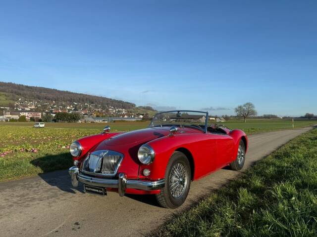 Image 1/17 of MG MGA 1500 (1959)