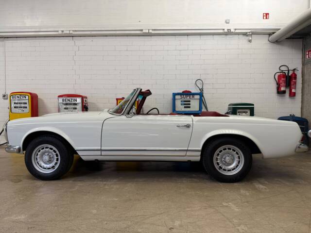 Image 1/22 of Mercedes-Benz 280 SL (1968)
