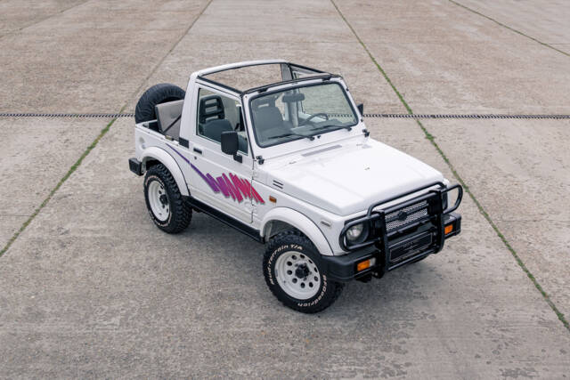 Image 1/35 of Suzuki SJ Samurai (1993)