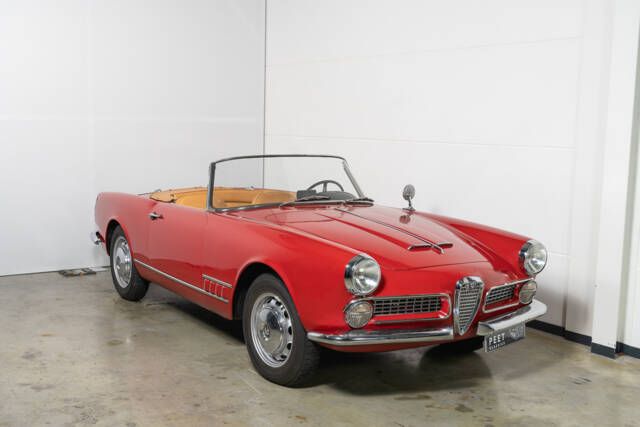 Imagen 1/77 de Alfa Romeo 2000 Spider (1961)