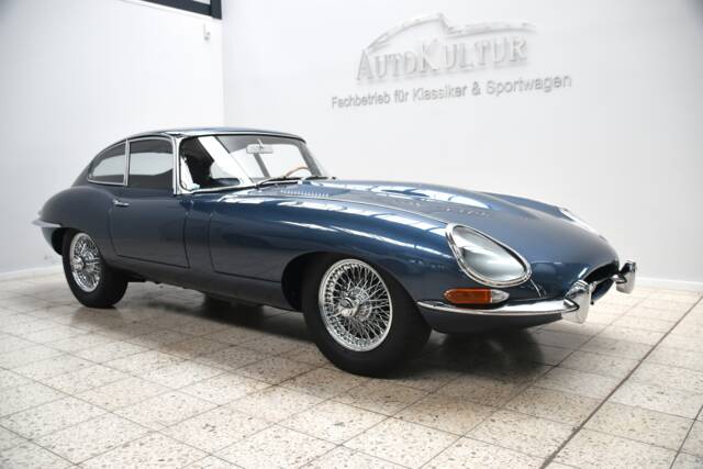 Bild 1/55 von Jaguar E-Type 4.2 (1967)